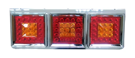 ไฟท้าย 3 ตอน LED ขอบโครเมี่ยม